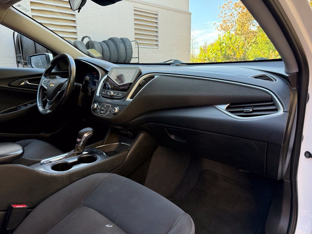 2022 Chevrolet Malibu RS