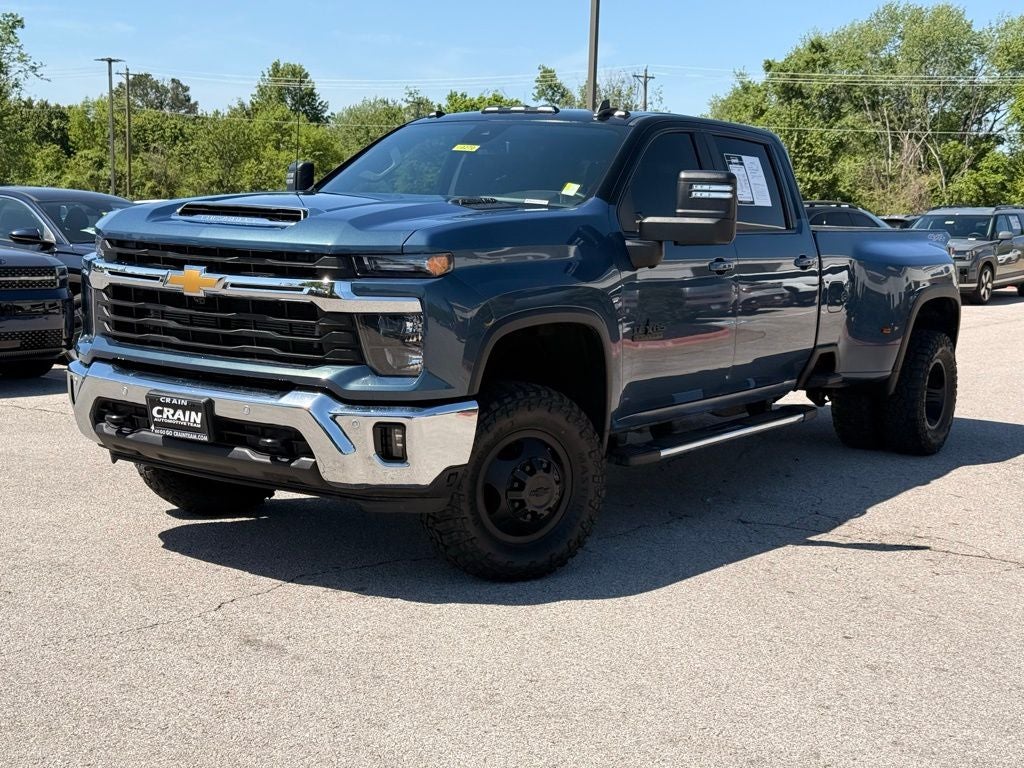 2025 Chevrolet Silverado 3500HD LT Lifted Big Wheels & Tires