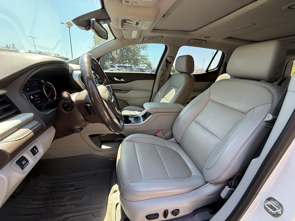 2021 GMC Acadia SLT