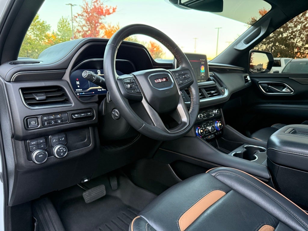 2024 GMC Yukon AT4 3RD ROW / BOSE / 1-OWNER CARFAX