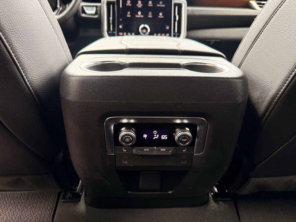 2025 GMC Yukon Denali HEADS UP DISPLAY