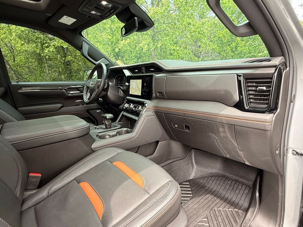 2024 GMC Sierra 1500 AT4 4WD