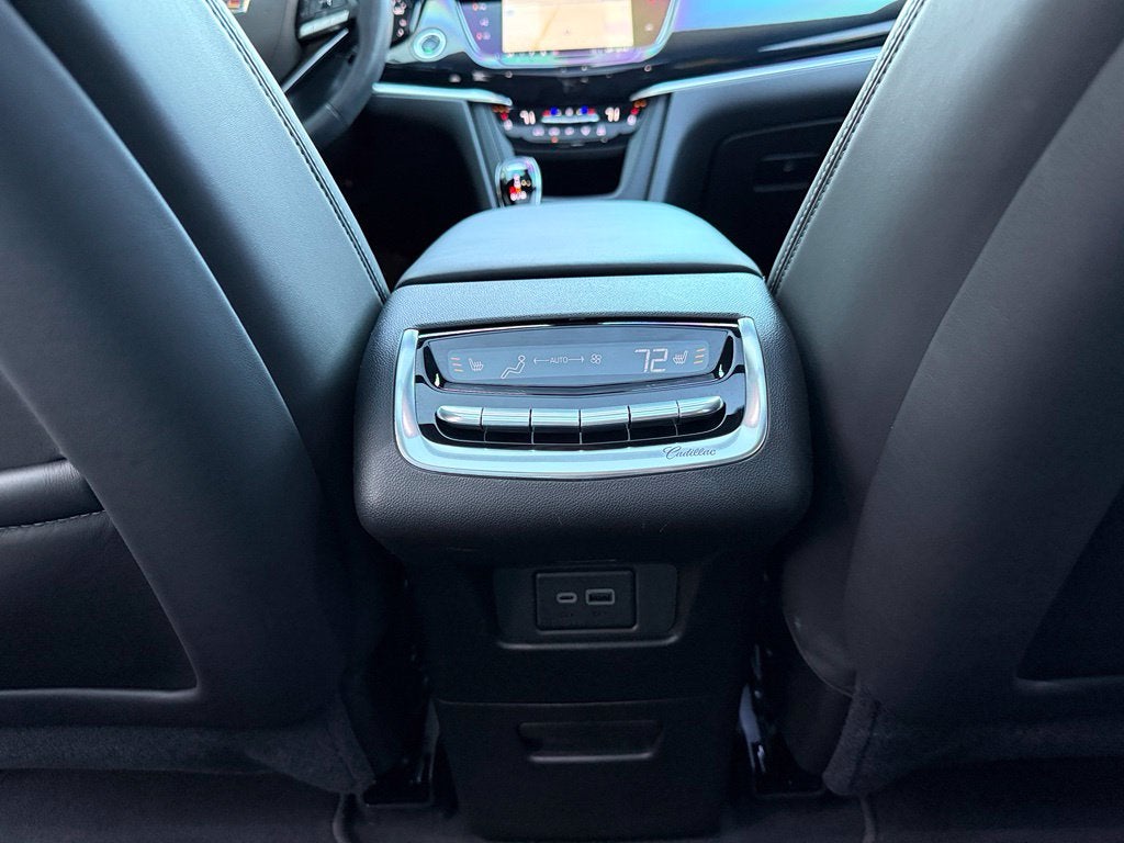 2024 Cadillac XT6 Premium Luxury Platinum - AWD / SUNROOF / ONE OWNER