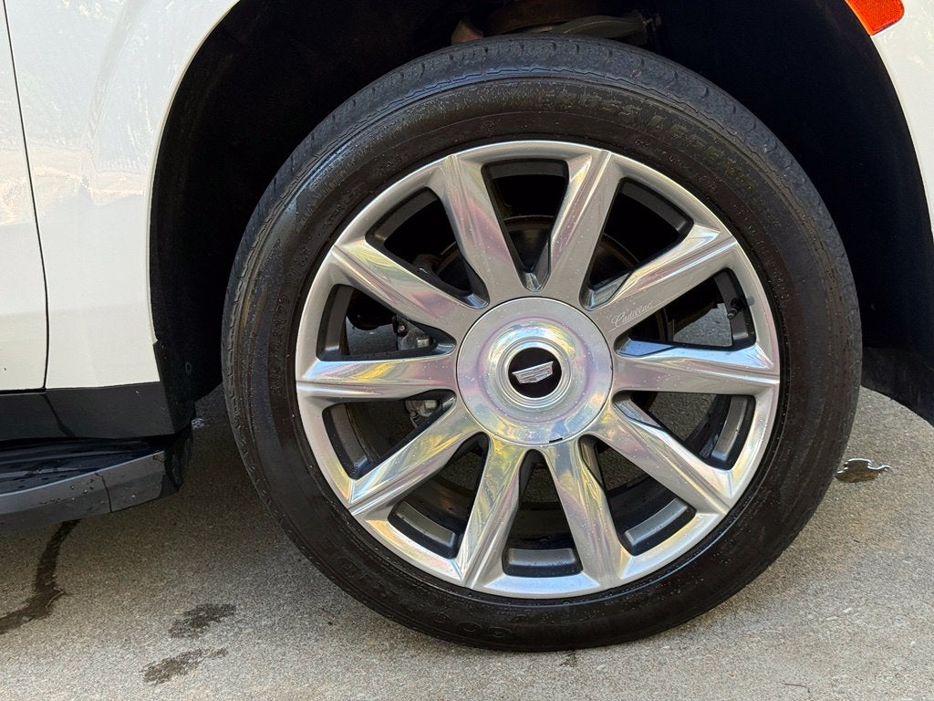 2023 Cadillac Escalade Premium Luxury Platinum - AWD / PANO SUNROOF / CLEAN CARFAX