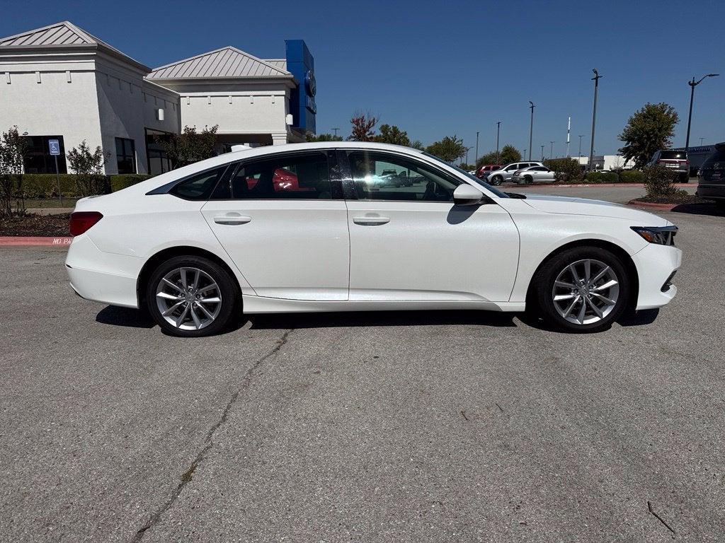 2021 Honda Accord LX - CLEAN CARFAX HISTORY
