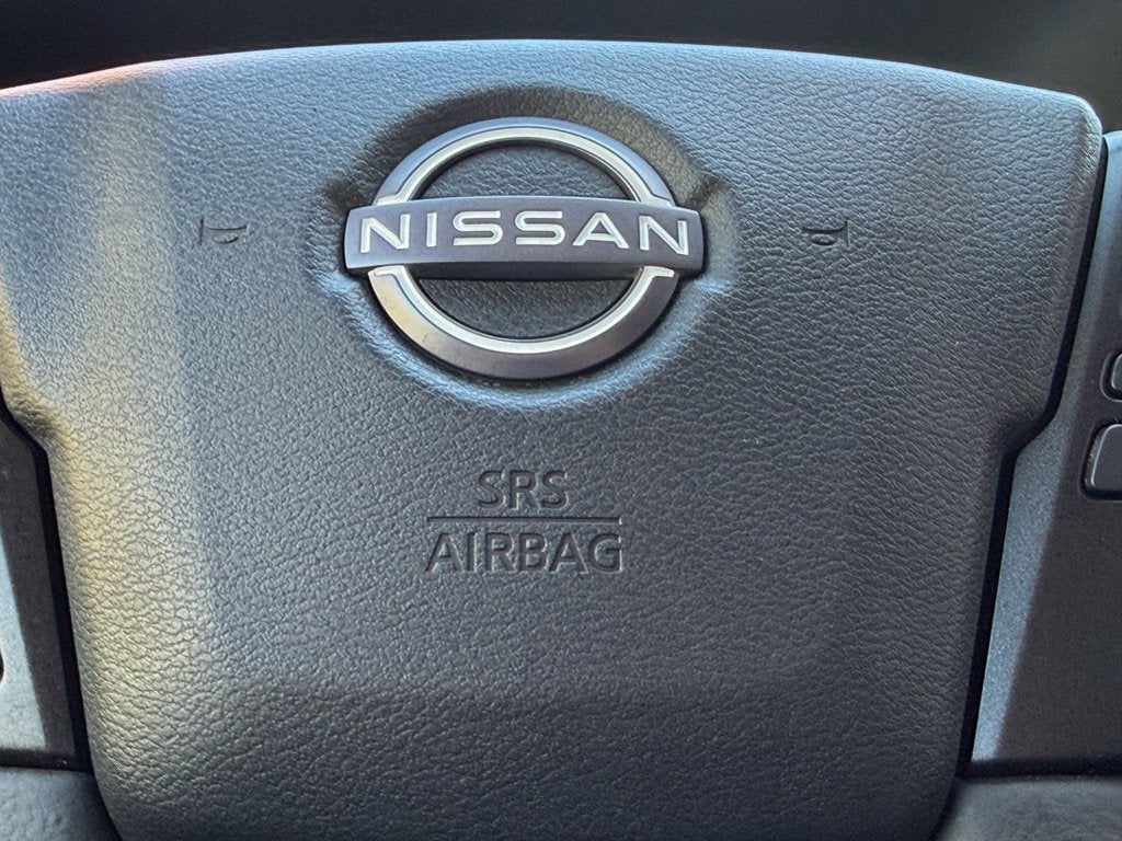 2024 Nissan Frontier SV - 4WD / CLEAN CARFAX / ONE OWNER