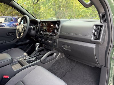 2026 Nissan Frontier SV - 4WD / CLEAN CARFAX / ONE OWNER