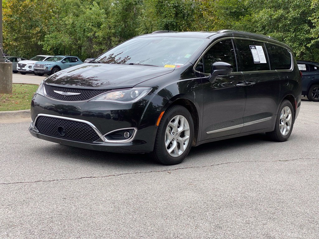 2018 Chrysler Pacifica Touring L - CLEAN CARFAX