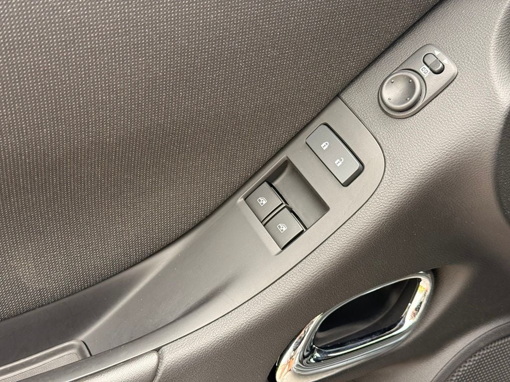 2015 Chevrolet Camaro 1LT LOW MILES