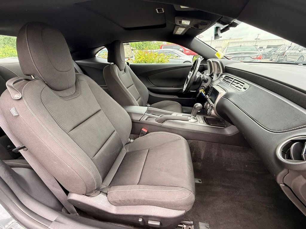 2015 Chevrolet Camaro 1LT LOW MILES