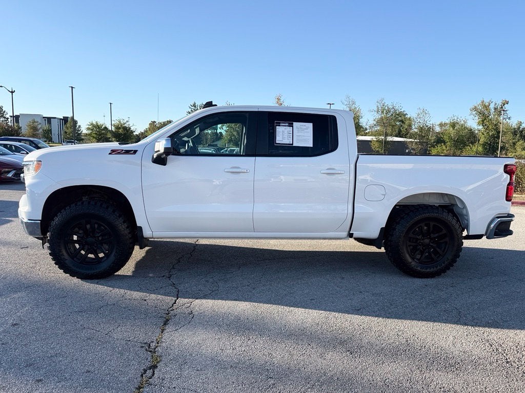 2025 Chevrolet Silverado 1500 LT - 4WD / LIFTED! / CLEAN CARFAX