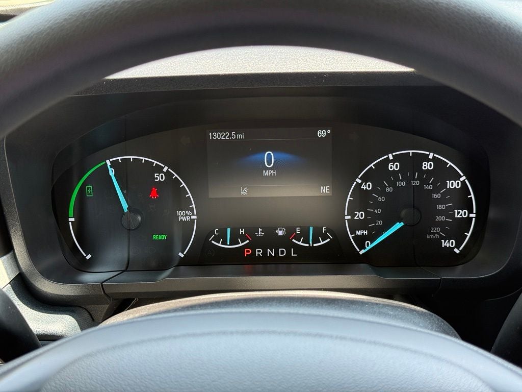 2022 Ford Maverick XL