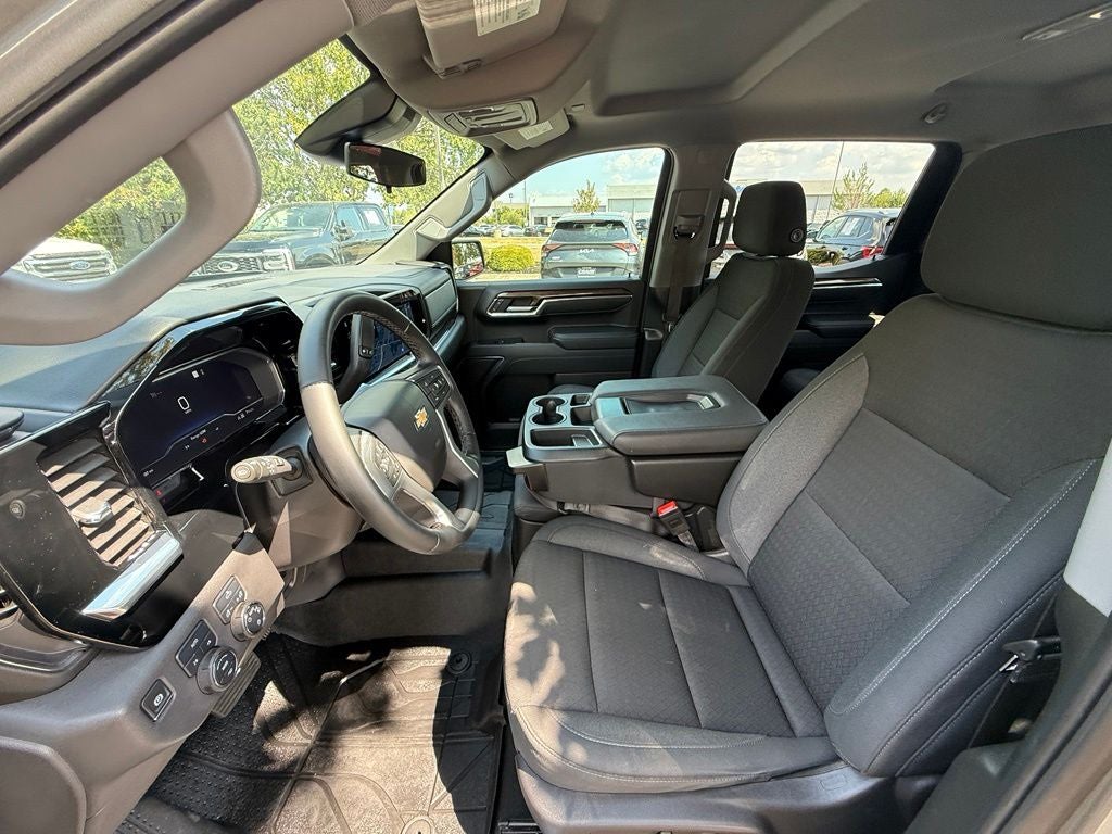2024 Chevrolet Silverado 1500 LT CLEAN CARFAX
