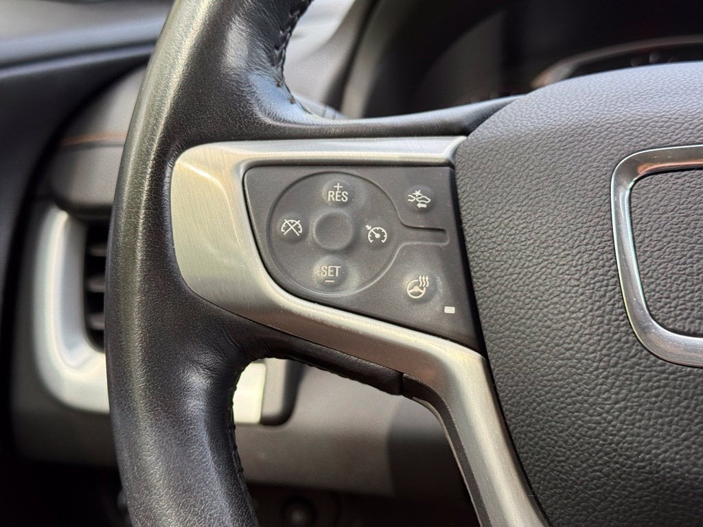 2020 GMC Terrain SLT - AWD / PANORAMIC SUNROOF / CLEAN CARFAX