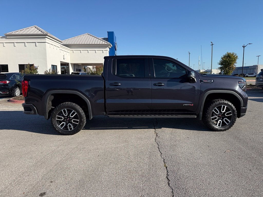 2022 GMC Sierra 1500 AT4 Premium - 4WD / SUNROOF / CLEAN CARFAX