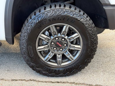 2025 GMC Sierra 1500 AT4X - 4WD / SUNROOF / CLEAN CARFAX