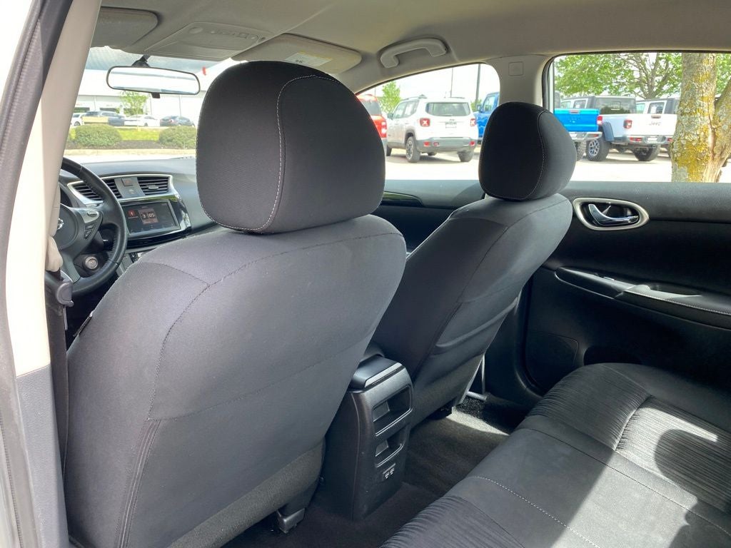 2019 Nissan Sentra SV CREAM PUFF