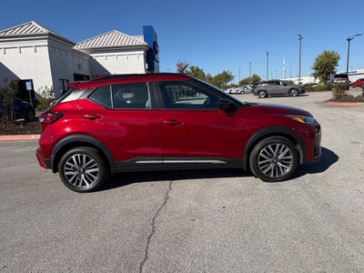 2024 Nissan Kicks SR - CLEAN CARFAX