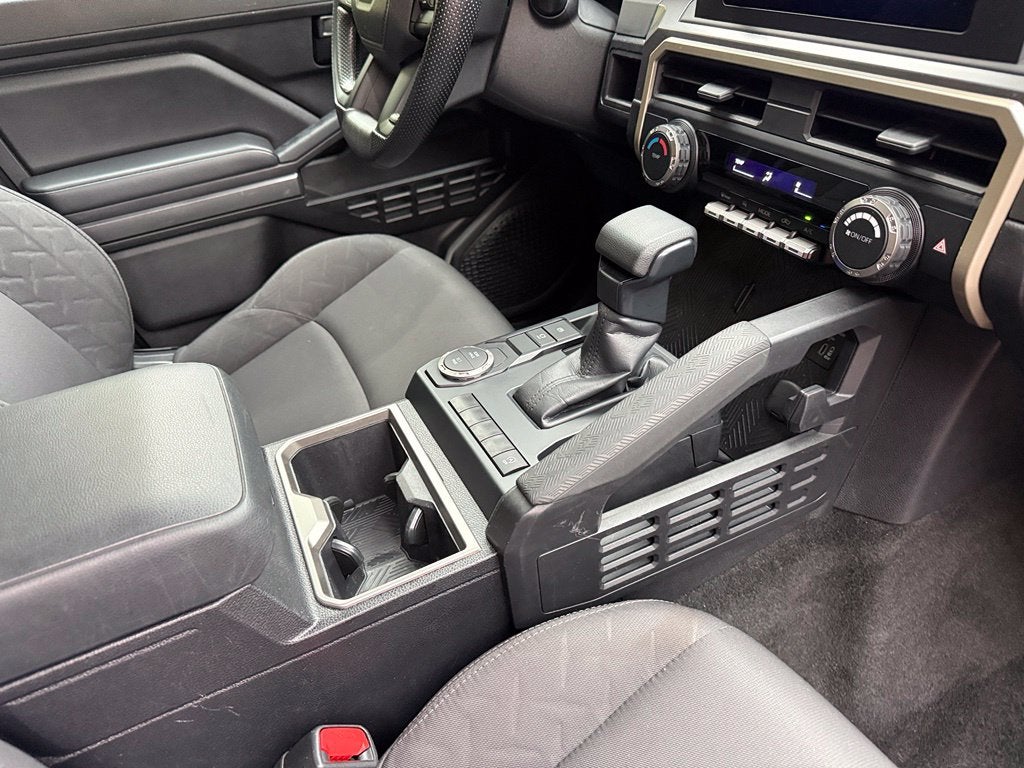 2024 Toyota Tacoma SR5 - CLEAN CARFAX / ONE OWNER