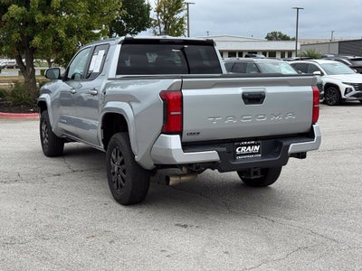 2024 Toyota Tacoma SR5 - CLEAN CARFAX / ONE OWNER