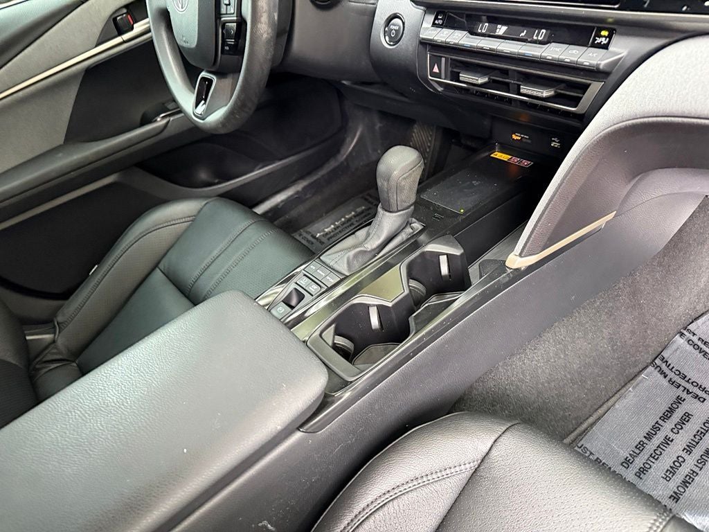 2025 Toyota Camry LE - CARFAX ONE OWNER