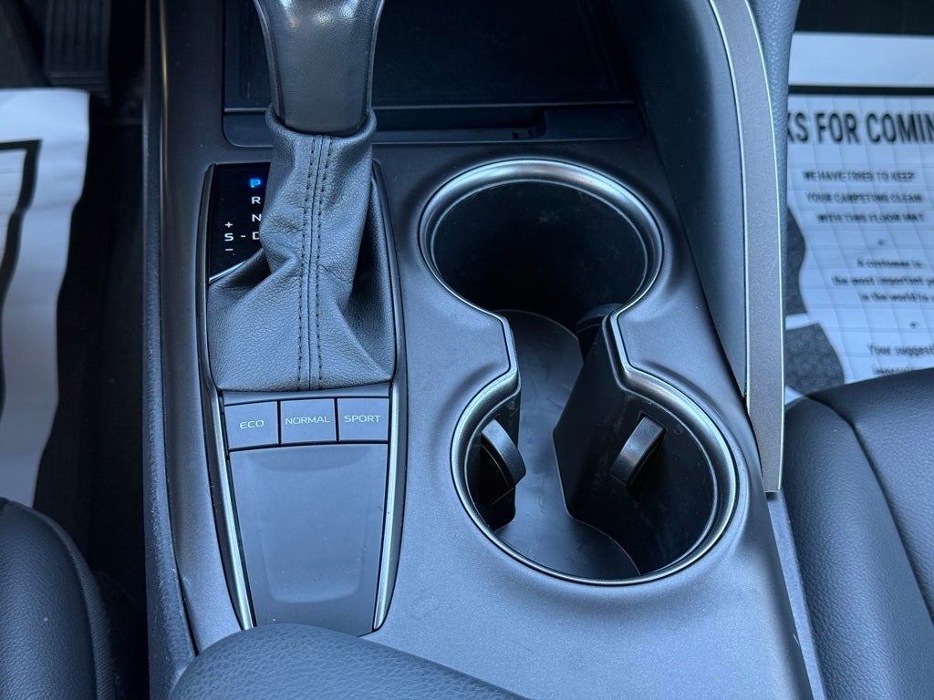 2023 Toyota Camry SE APPLE CAR PLAY