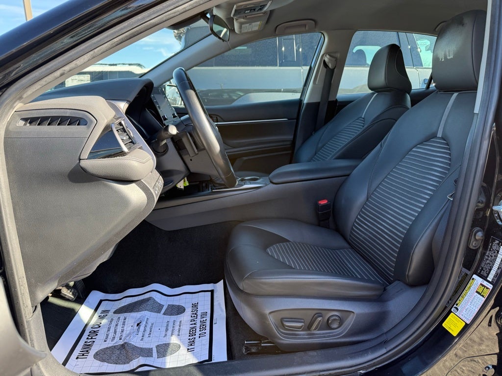 2023 Toyota Camry SE APPLE CAR PLAY