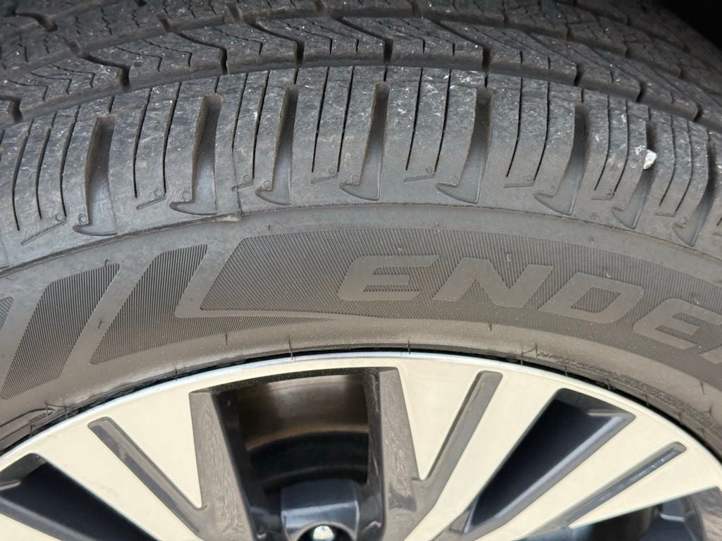 2023 Nissan Rogue SV HEATED MIRRORS