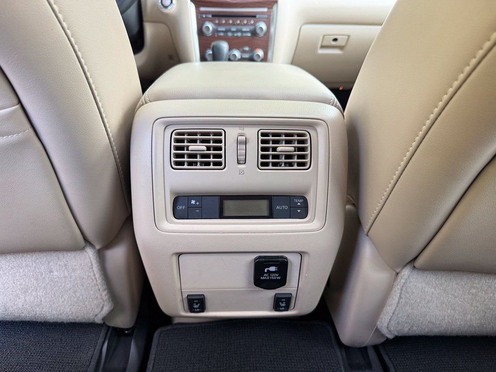2017 Nissan Pathfinder Platinum - 4WD / DUAL SUNROOF / CLEAN CARFAX