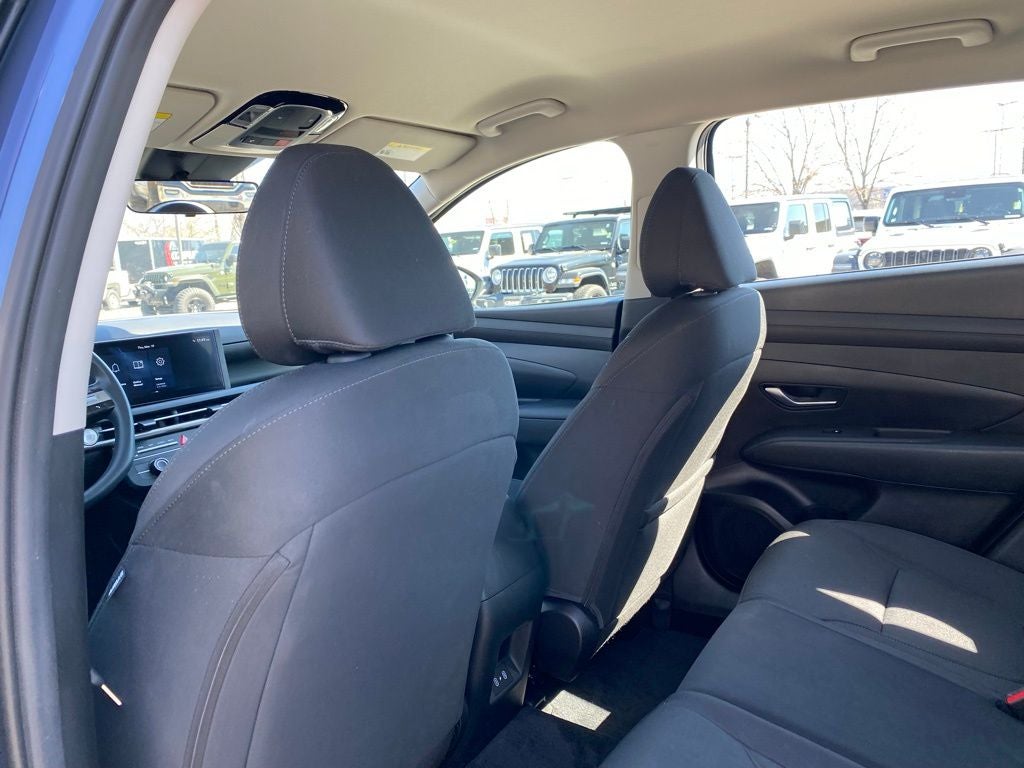 2025 Hyundai Tucson SE