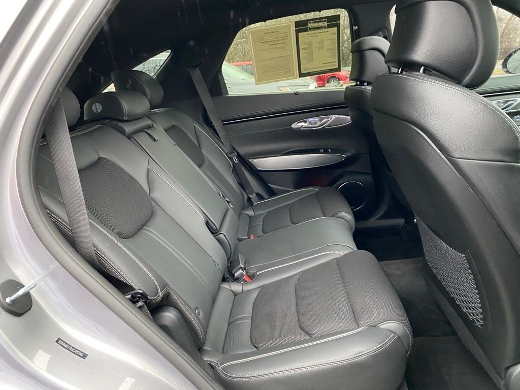 2025 Genesis GV70 2.5T