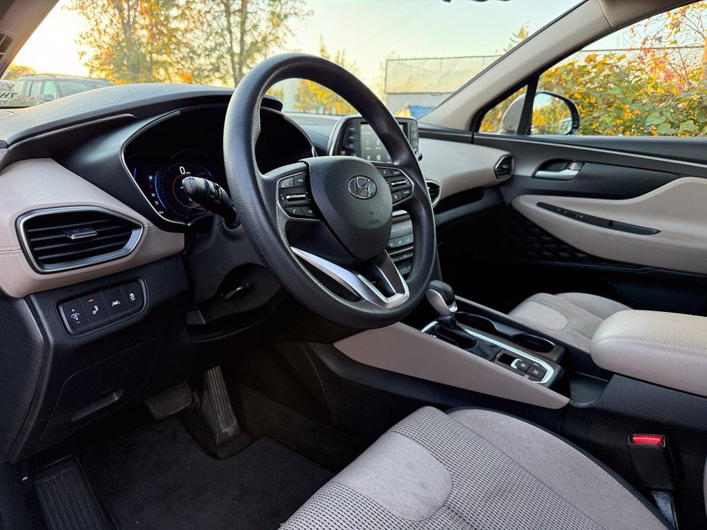 2019 Hyundai Santa Fe SEL - CLEAN CARFAX / ONE OWNER