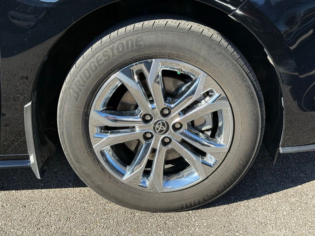 2024 Toyota Sienna Platinum 7 Passenger