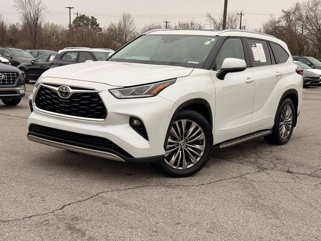 2022 Toyota Highlander Platinum