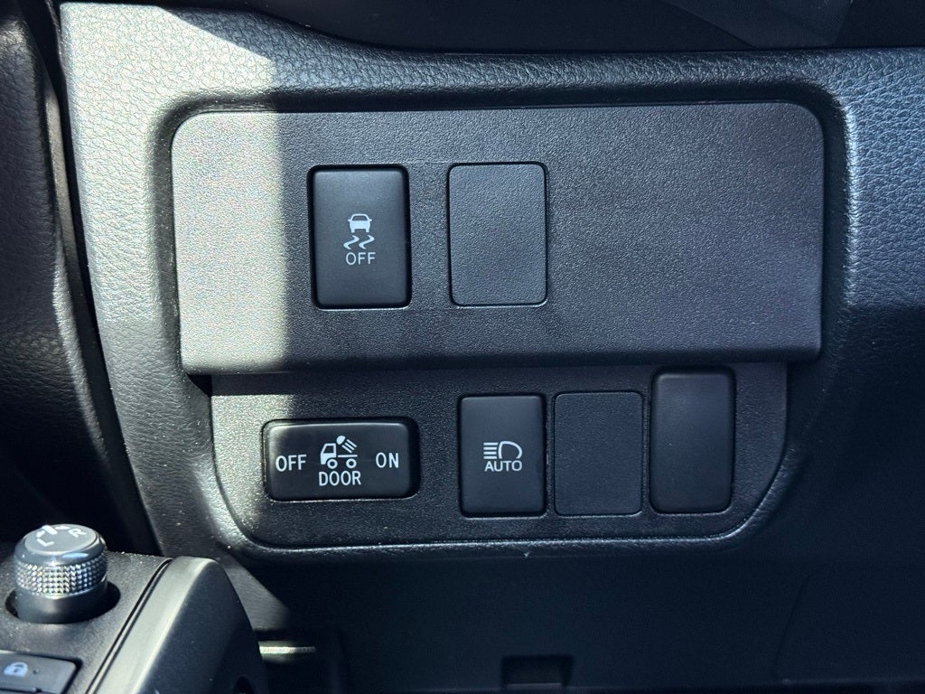 2020 Toyota Tacoma SR5 V6 4WD