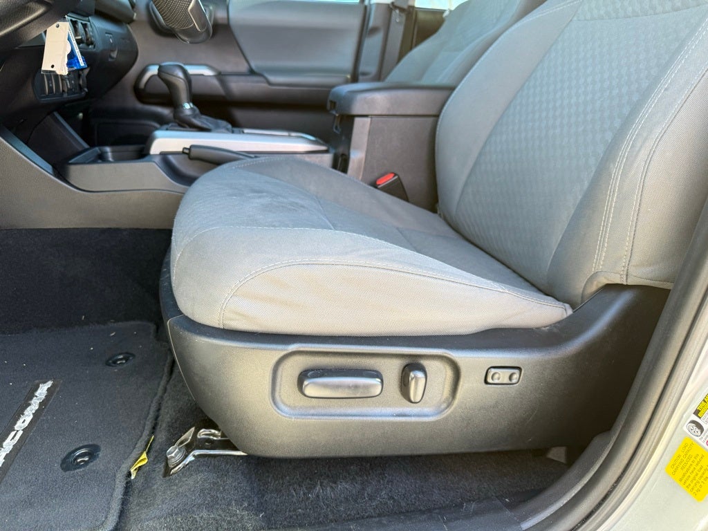 2020 Toyota Tacoma SR5 V6 4WD