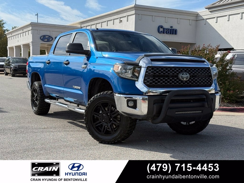 2018 Toyota Tundra SR5 - 4WD / LIFTED! / CLEAN CARFAX