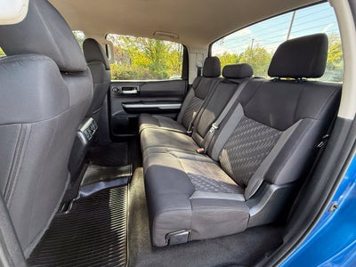 2018 Toyota Tundra SR5 - 4WD / LIFTED! / CLEAN CARFAX