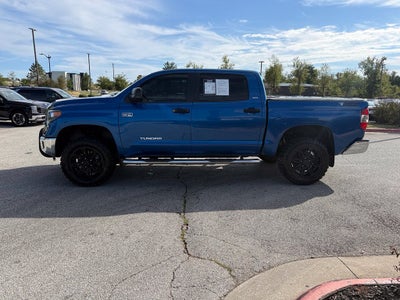 2018 Toyota Tundra SR5 - 4WD / LIFTED! / CLEAN CARFAX