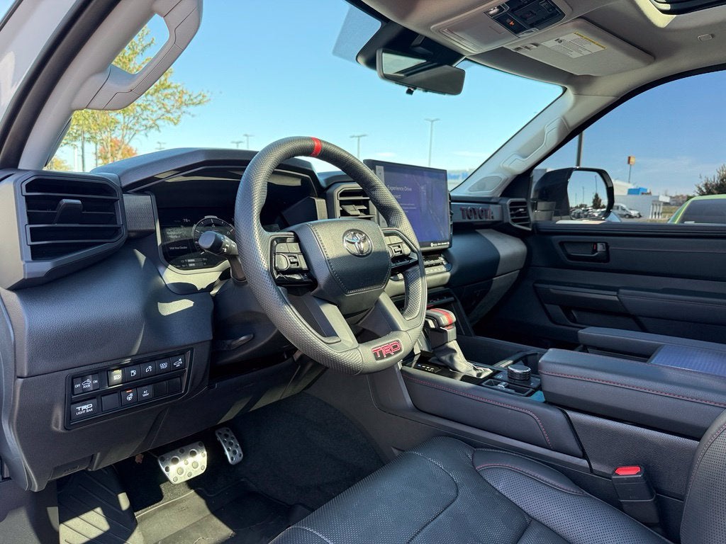 2023 Toyota Tundra Hybrid TRD Pro - 4WD / PANORAMIC SUNROOF