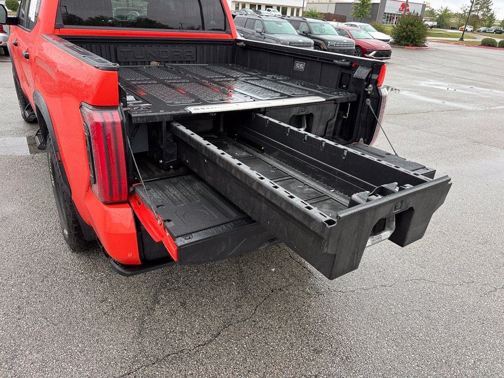 2023 Toyota Tundra Hybrid TRD Pro - 4WD / PANORAMIC SUNROOF / CLEAN CARFAX