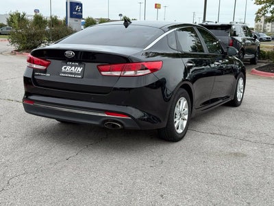 2017 Kia Optima LX - CLEAN CARFAX / ONE OWNER