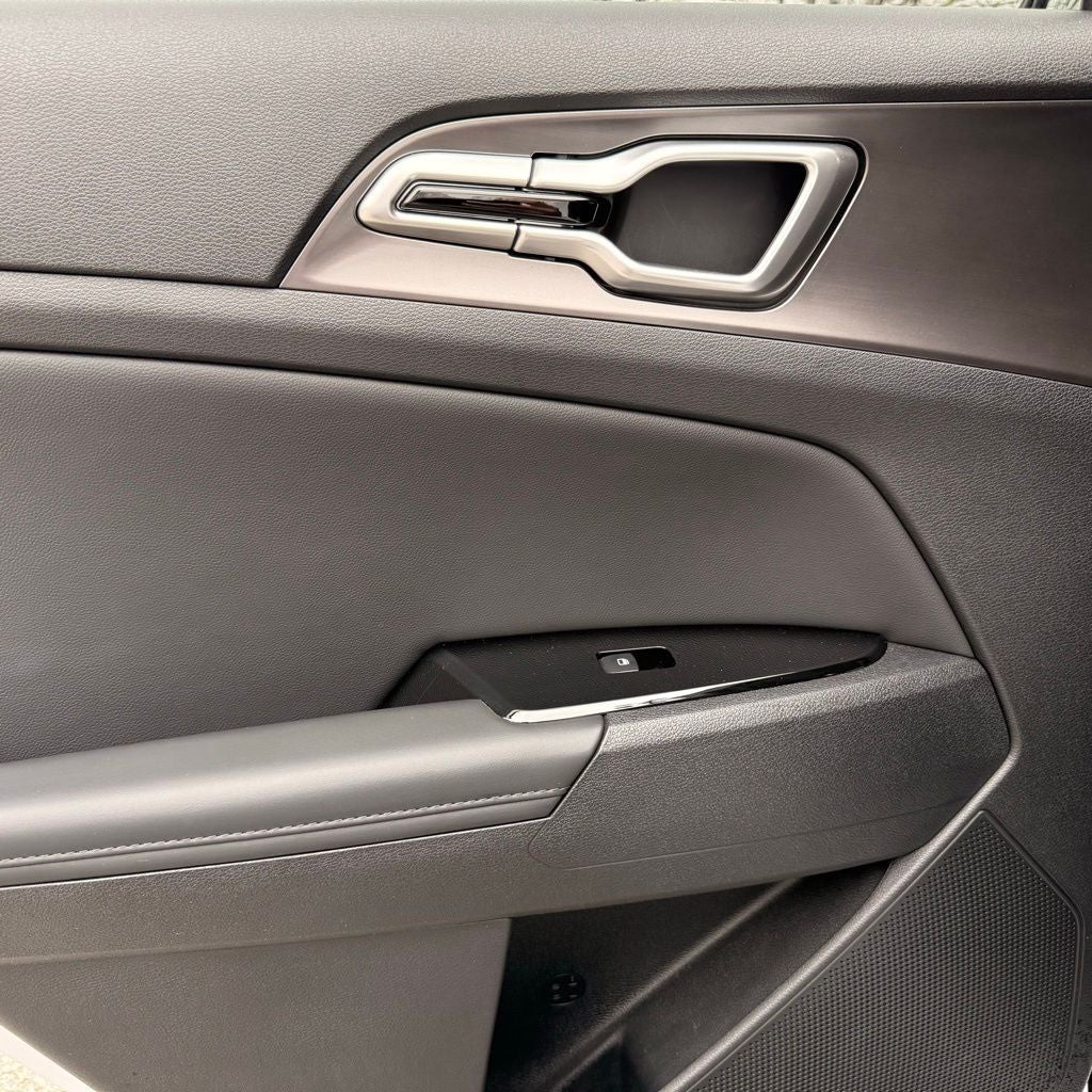 2025 Kia Sportage EX LOW MILEAGE