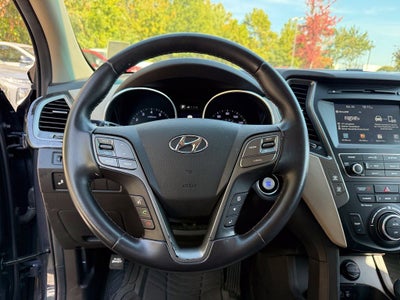 2017 Hyundai Santa Fe Sport 2.4 Base - LEATHER / CLEAN CARFAX / ONE OWNER