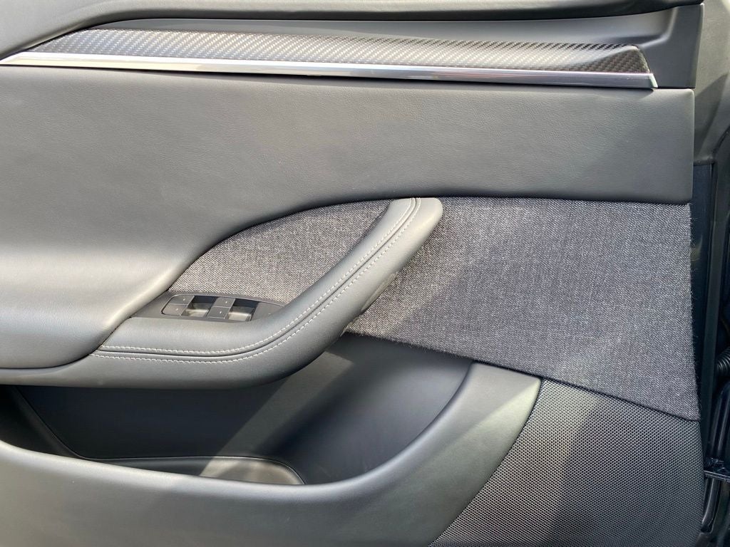 2022 Tesla Model S Plaid