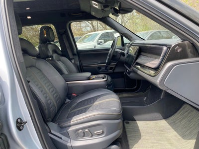 2022 Rivian R1T Adventure