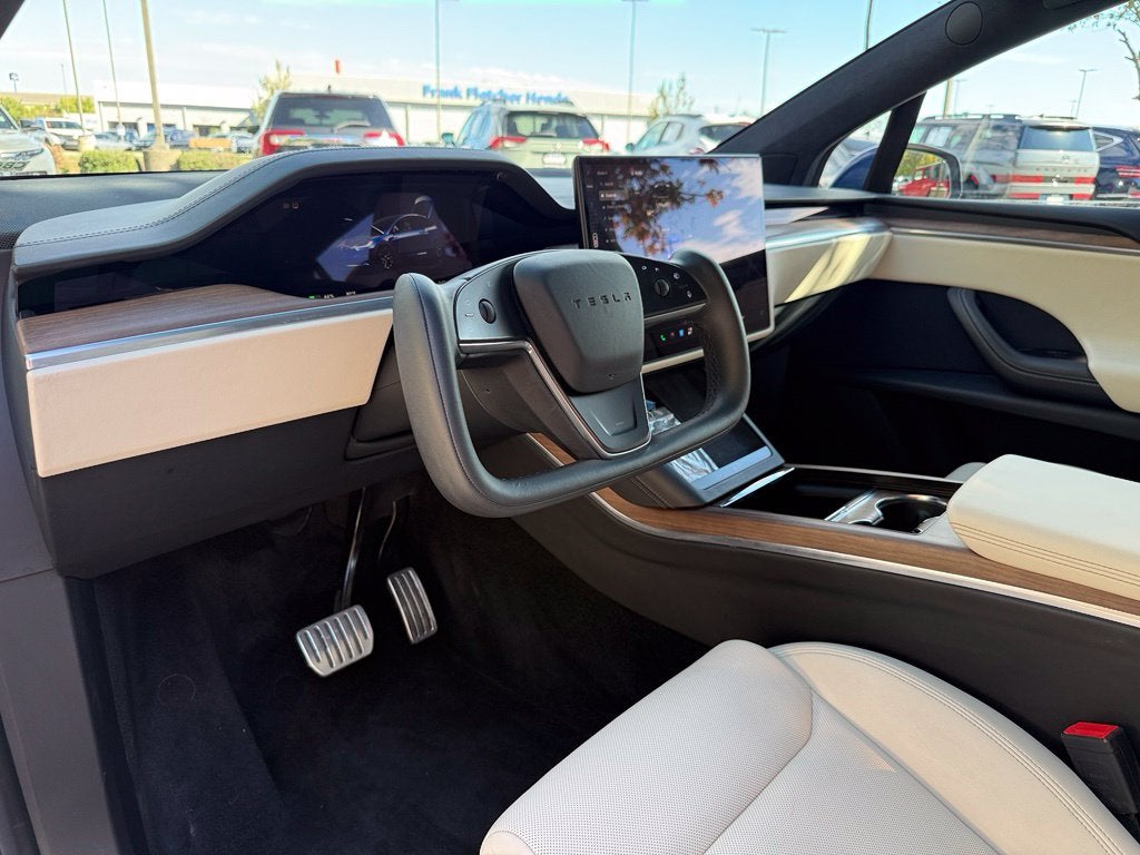 2022 Tesla Model X Base - AWD / 3RD ROW / CLEAN CARFAX