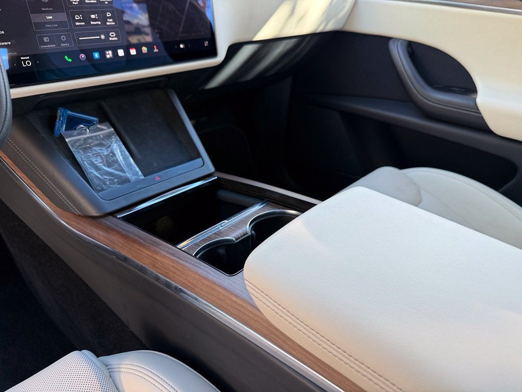 2022 Tesla Model X Base - AWD / 3RD ROW / CLEAN CARFAX