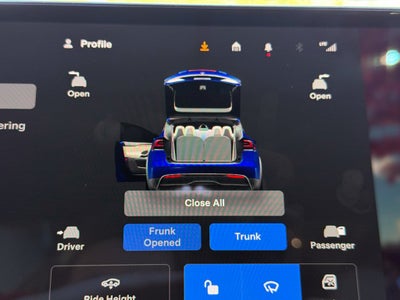 2022 Tesla Model X Base - AWD / 3RD ROW / CLEAN CARFAX