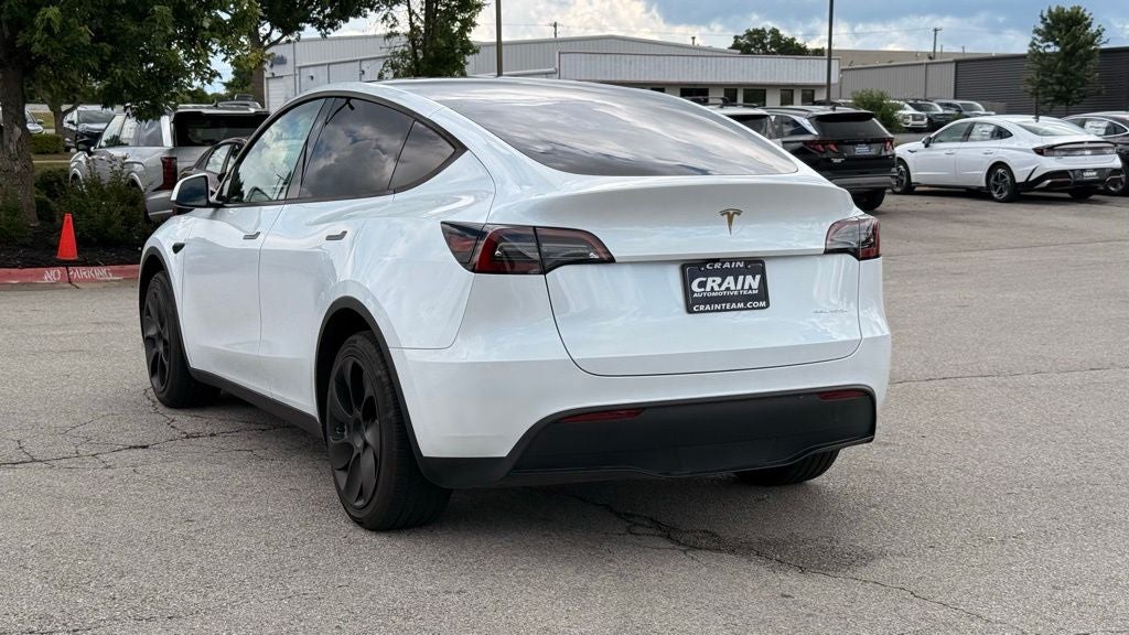 2024 Tesla Model Y Long Range CLEAN CARFAX